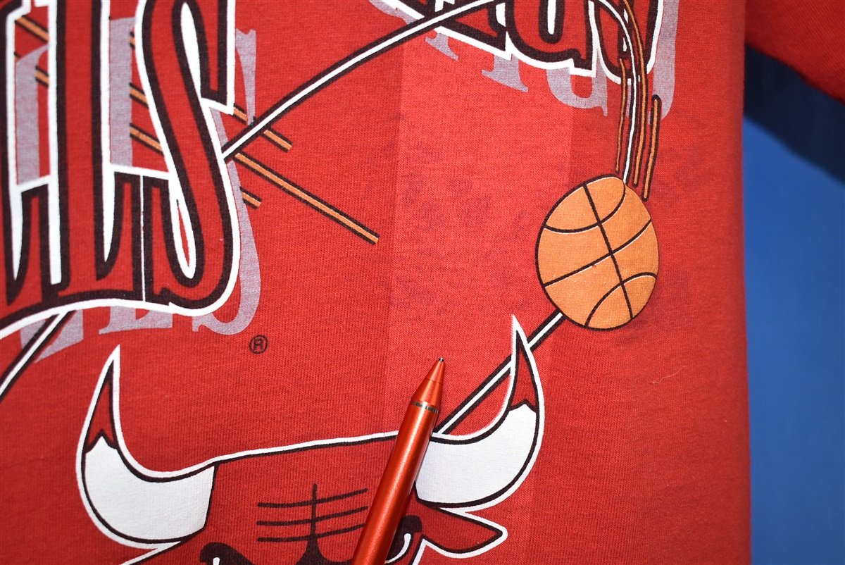 90s Chicago Bulls NBA Mascot Basketball t-shirt Medium product image 3