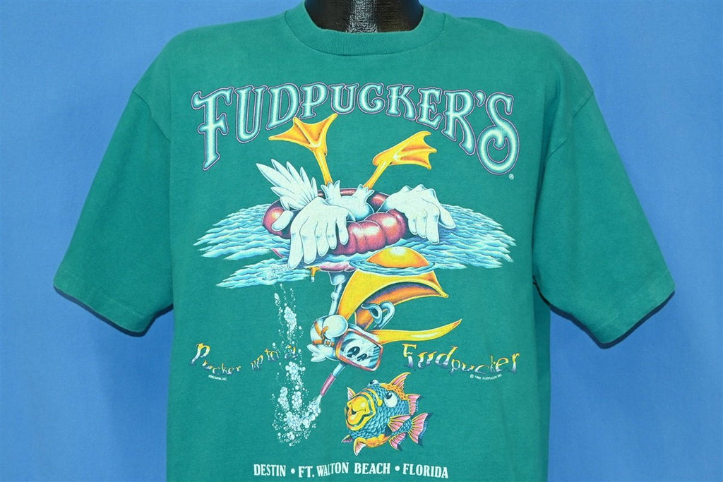 90s Fudpuckers Restaurant Destin Florida t-shirt Extra Large product image 1